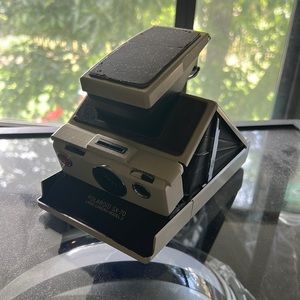 Polaroid Sx-70 Vintage Camera
